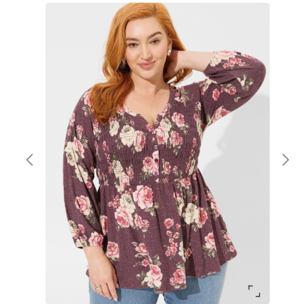 TORRID NWT 2X Texture Jersey Raglan Smocked Henley Babydoll Maroon and Roses